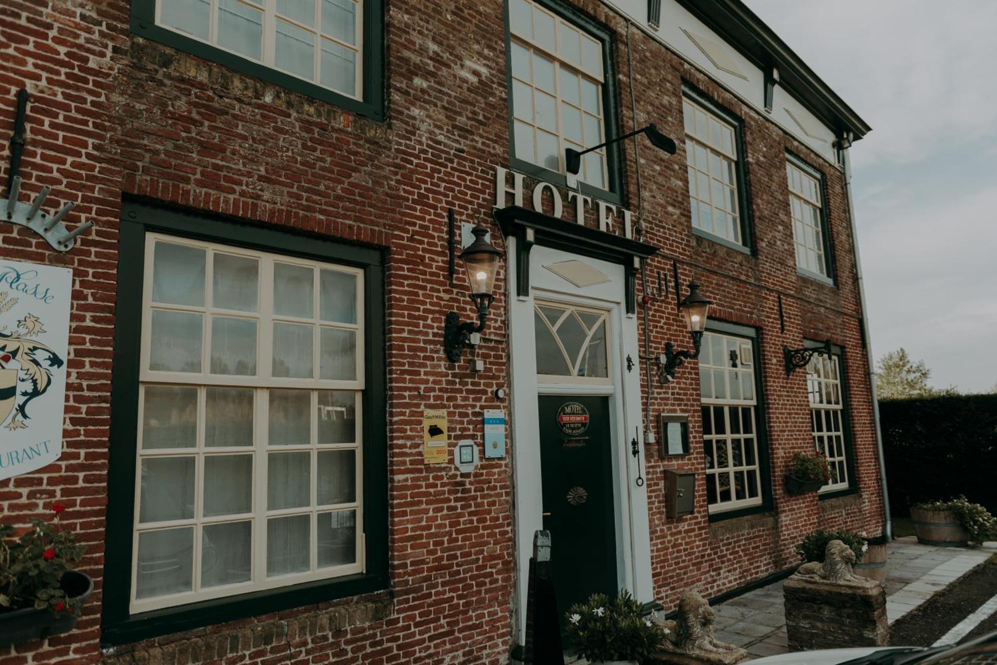 Ouwe Schuure Bed and Breakfast Sluis Buitenkant foto
